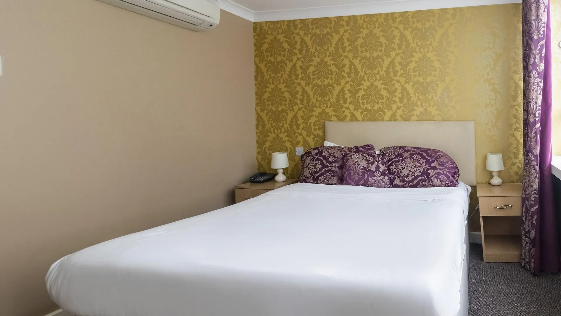 Stuart Hotel Luton Egyesült Királyság